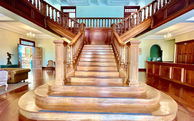 Aroso Paço Hotel