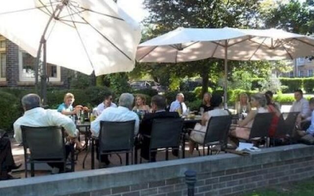 Lindsay House Guesthouse