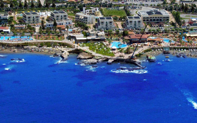 Star Beach Village and Water Park