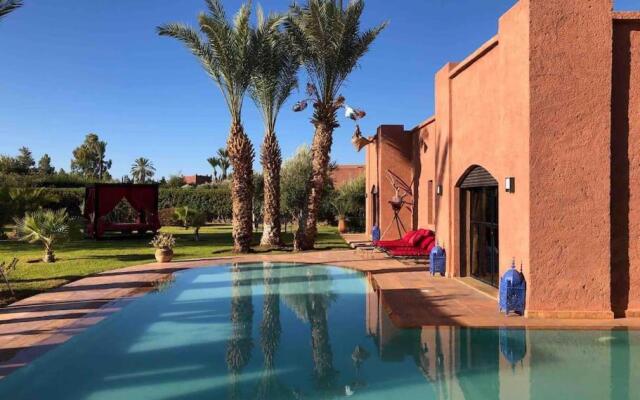 Villa Marrakech for 10 persons.