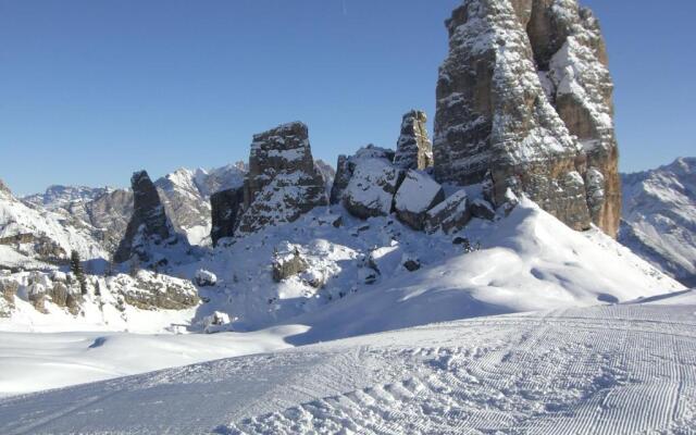 Villa Olimpia - Stayincortina