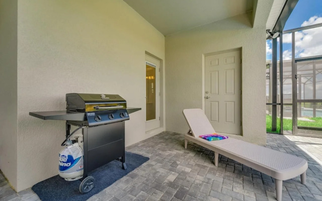 Equisite Windsor Island House