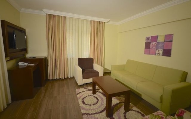 Köşdere Kırkgeçit Termal Hotel