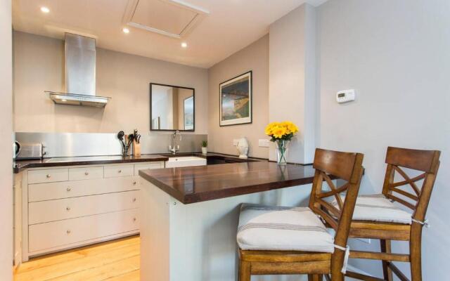 Stylish 2 Bed in Central London, sleeps 6