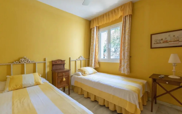Lunamar in Marbella With 4 Bedrooms and 3 Bathrooms