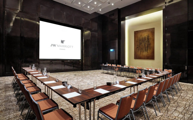 JW Marriott Hotel Hanoi