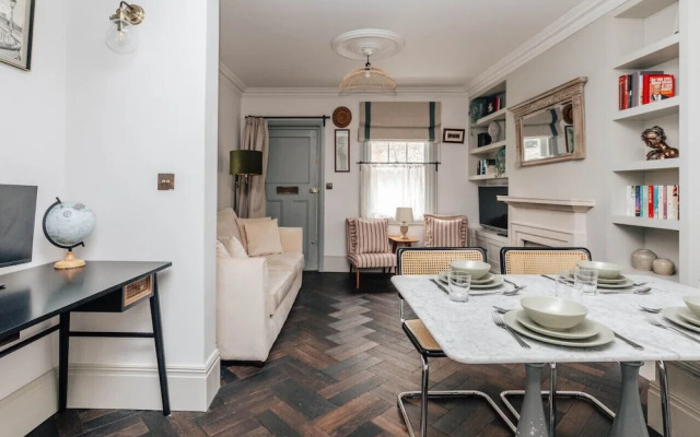 The Emerald - Central Henley 2 Bedroom House