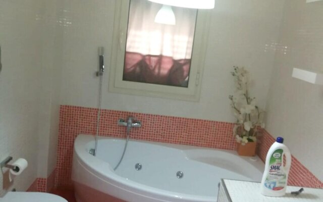 House with 3 bedrooms in Comiso with furnished garden and WiFi 10 km from the beach