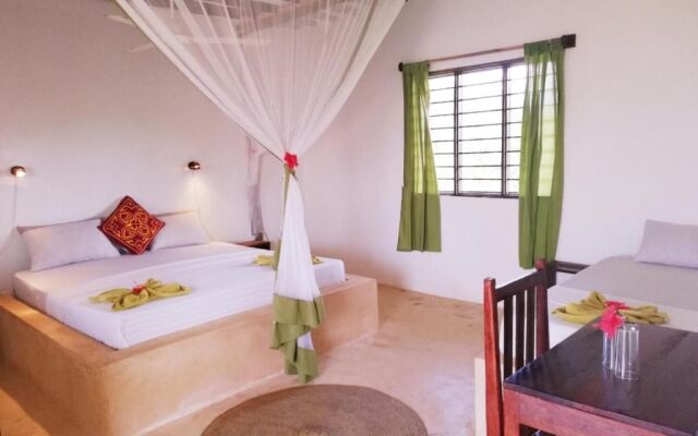 Red Monkey Beach Lodge