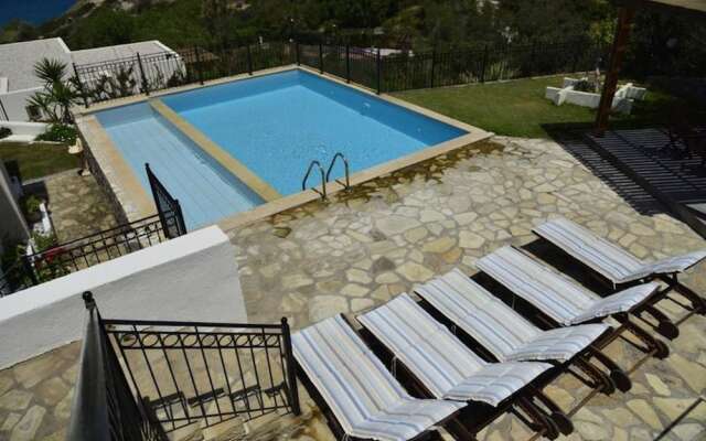 Villa Ouranos our Dream in Blue and Cream With Seaview and Pool