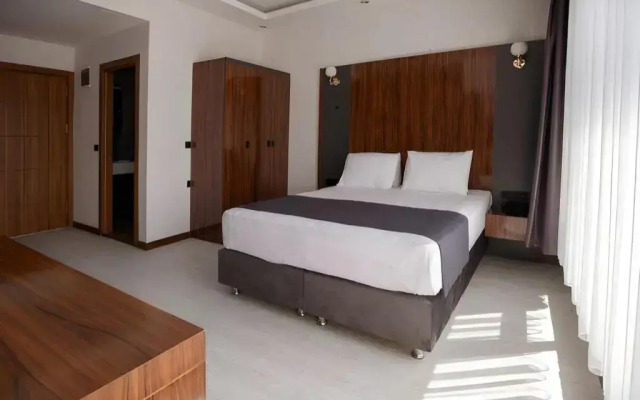 Med Airport Hotel