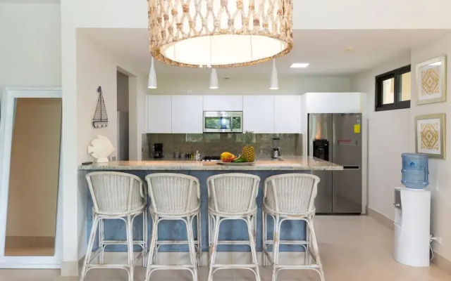 The Charming Condo by Acomodo