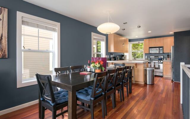 Seattle Vacation Home: The Fields of Dreams