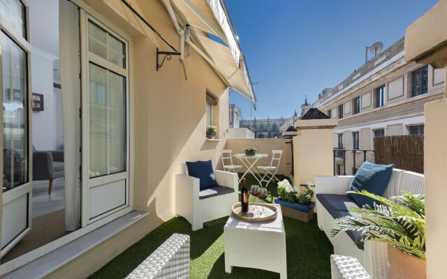 Beautiful 1 Bedroom Apartment With Terrace And Views Atico Florentin Terrace