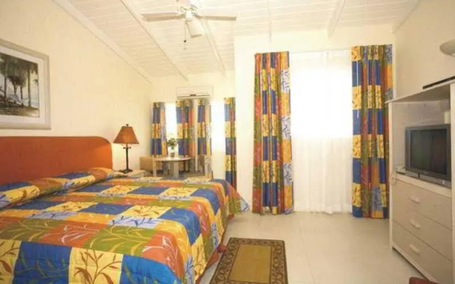 Tropical Winds Apartment Hotel