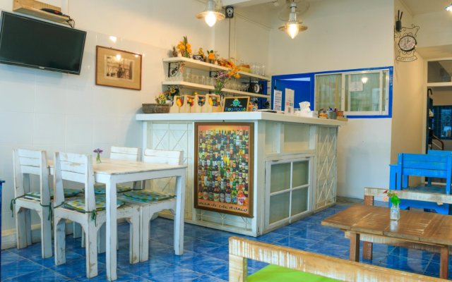 Frog House Bed & Breakfast - Adults Only - Hostel
