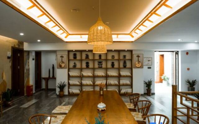 Wenli Feiyi Hotel