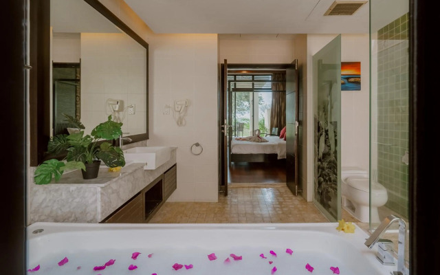 Borneo Beach Villa & Suite