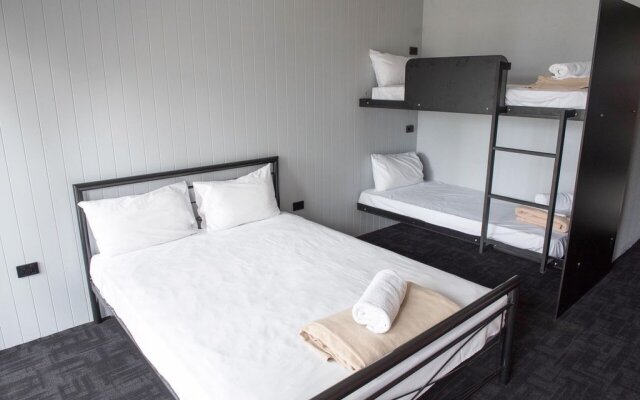BUNK Surfers Paradise - International Backpacker Hostel