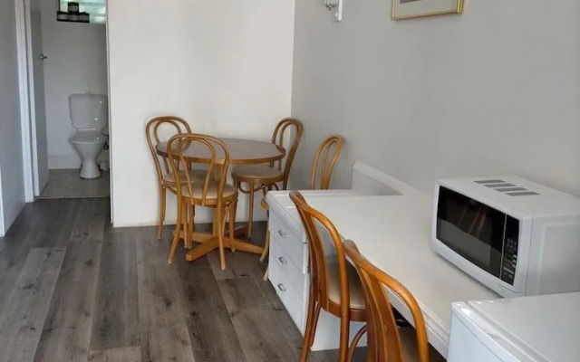 Country Motor Inn Singleton