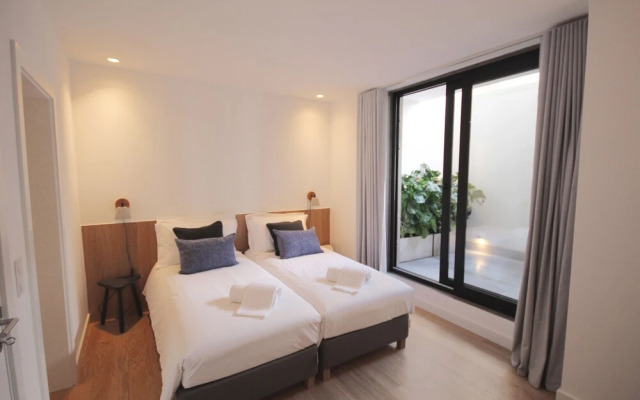 Lisbon Domus 1E by amcf