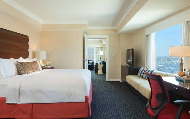 Renaissance® Boston Seaport District