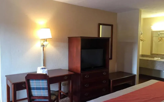 Opelika Knights Inn