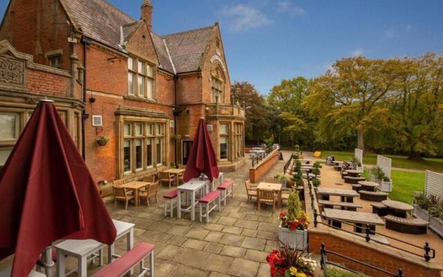 Woodthorpe Hotel
