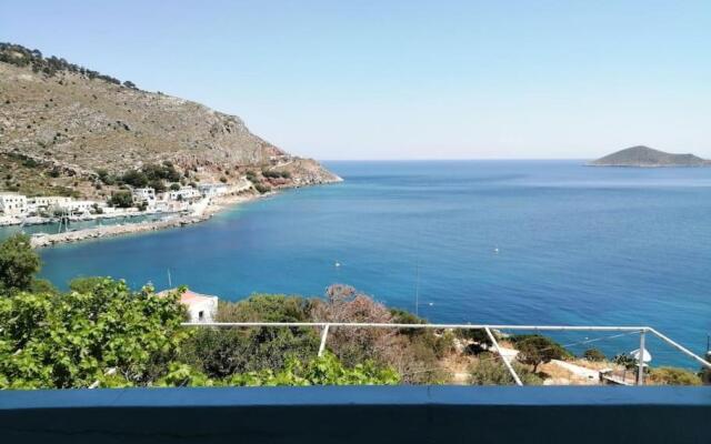 PIGANOUSA STUDIO Vromolithos Beach
