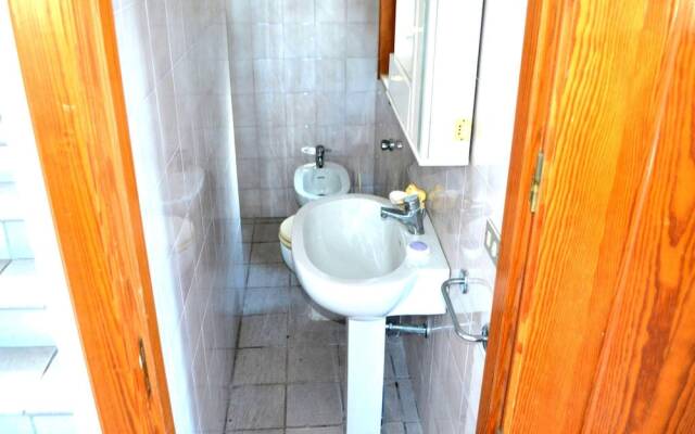 Villetta Carlotta Air conditioned House on two Levels in San Foca