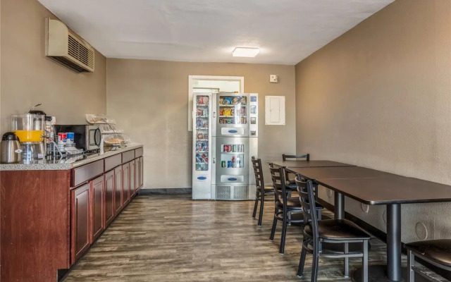 Motel 6 West Memphis Arkansas