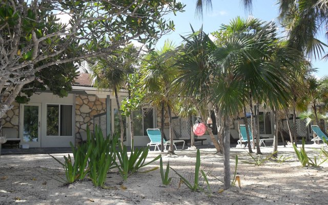 Pelican Beach Hotel