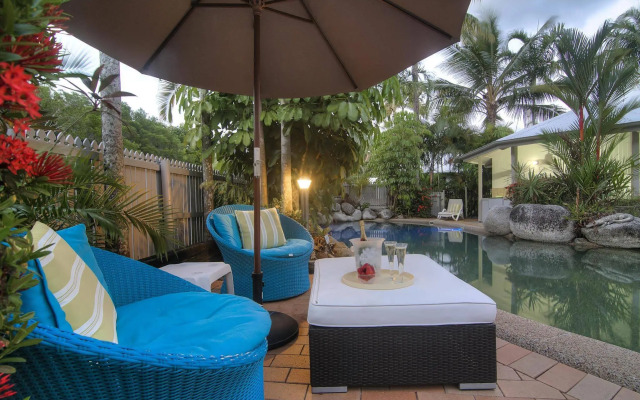 Seascape Holiday at the Queenslander