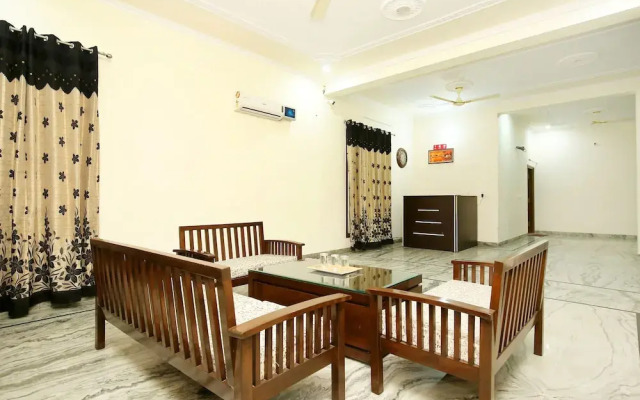 OYO 38009 The Sai Villa