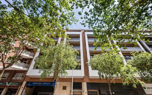 Marina Apartments