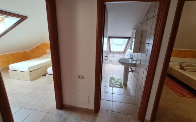 Villa Vivi. Piscina, idro, giardino e condizionatore