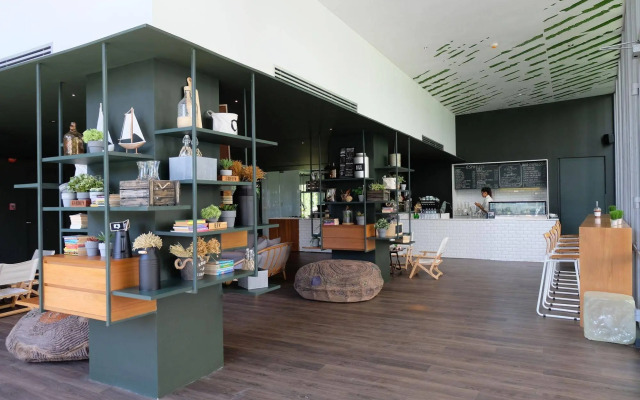 Veranda Pool Villas & Suite