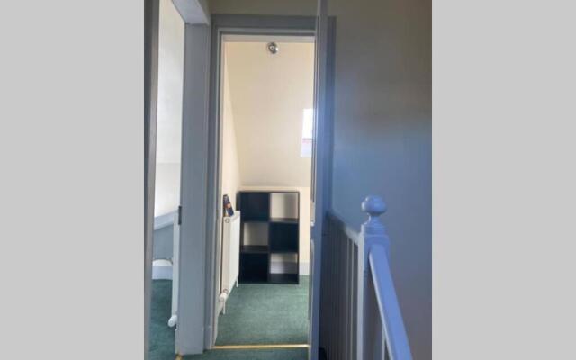 The Annex Keith Self Catering WiFi Private Parking bkng