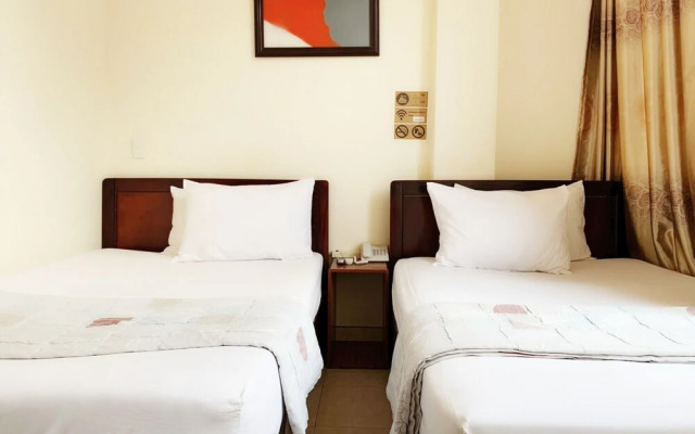 Vien Dong Hotel