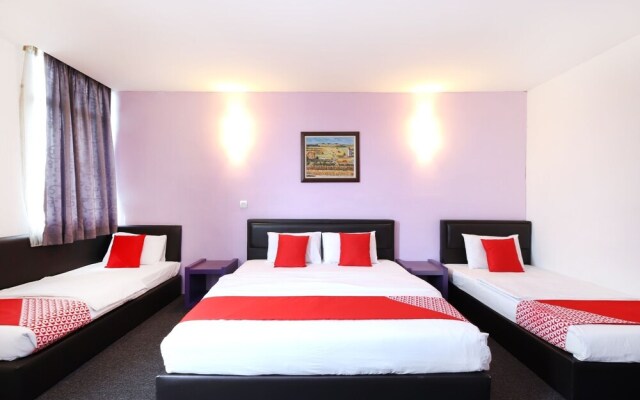 Marvelton Hotel by OYO Rooms