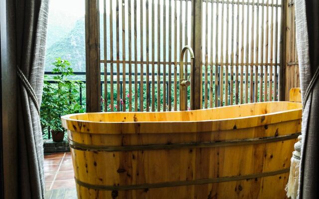 Secret Courtyard Resort Hotel
