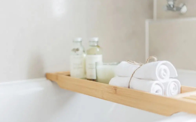 Stylish 3Bd Townhouse In Central Winchester