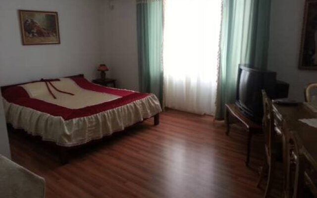 Hotel Deloni