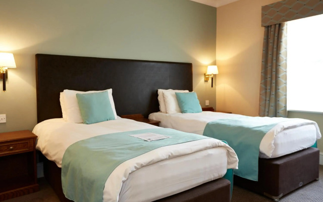 Red Lion Hotel by Greene King Inns