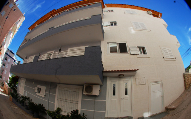 Vila Alvin Apartments