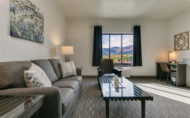 Silver Creek Hotel