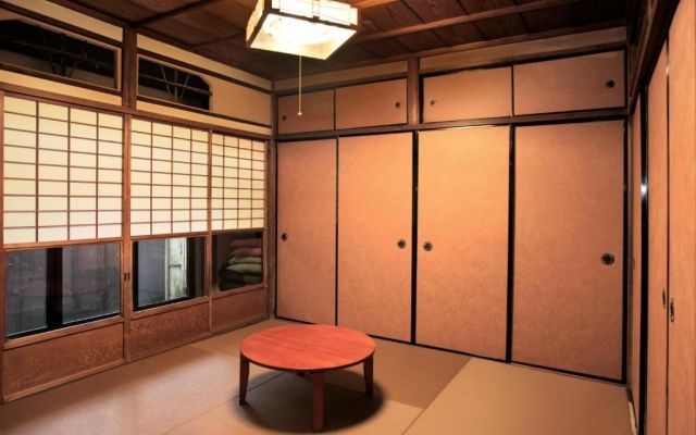 Kiyomizuan 清水庵 車庫2台可 ビフォアアフターの匠 坂田基禎さん改築の京町家 – Guest Rooms – Kyoto
