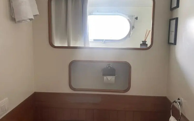 Davidon Yacht