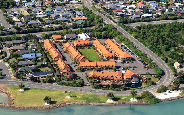 Grand Arden Monaco Nelson