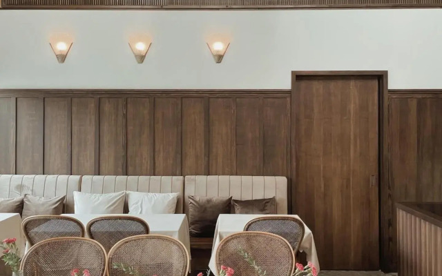 Hotel Verdigris